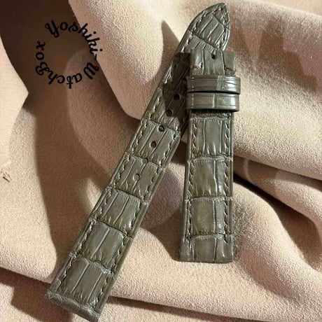 cro-2127  クロコダイル  腕時計ベルト オリーブ (ラグ幅19 mm - バックル幅16 mm)