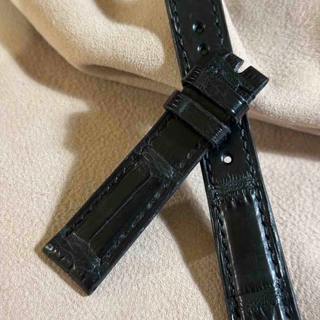 cro-1879  クロコダイル  腕時計 ベルト インクブラック  (ラグ幅18 mm - バックル幅16 mm)