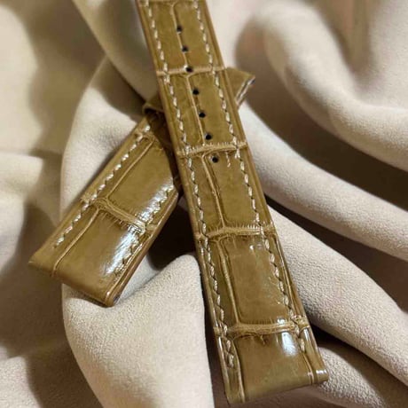 cro-1962  クロコダイル   腕時計 ベルト ライトブラウン   (ラグ幅21 mm - バックル幅18 mm)