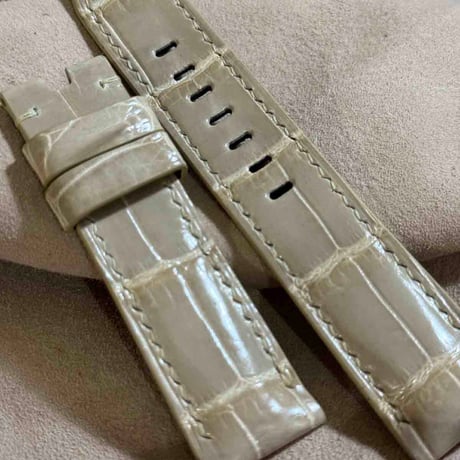 cro-1923  クロコダイル   腕時計 ベルト グロス仕上げ ベージュ  (ラグ幅22 mm - バックル幅20 mm)