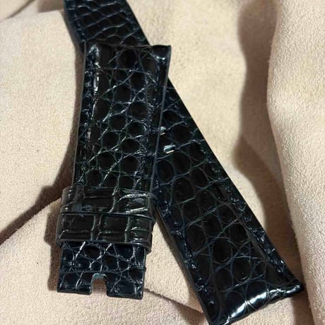 cro-2054  クロコダイル  腕時計ベルト ブラック　(ラグ幅26 mm - バックル幅22 mm)