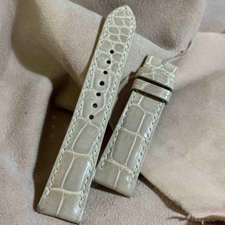cro-1919  クロコダイル   腕時計 ベルト グロス仕上げ ベージュ  (ラグ幅21 mm - バックル幅18 mm)