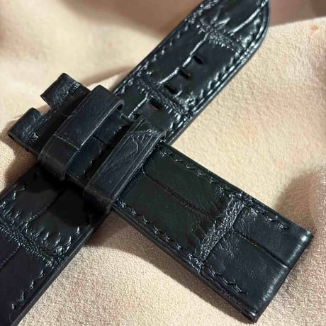 cro-2100  クロコダイル  腕時計ベルト ブラック　(ラグ幅26 mm - バックル幅22 mm)