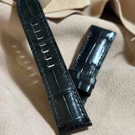 cro-1893  クロコダイル  腕時計 ベルト インクブラック  (ラグ幅22 mm - バックル幅20 mm)