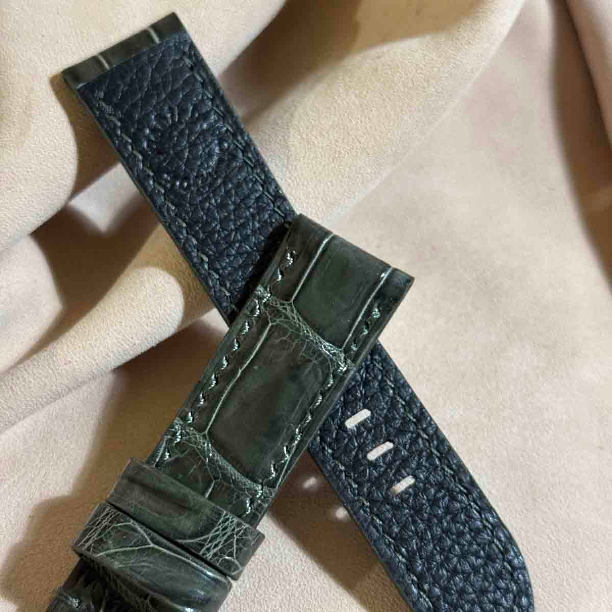 cro-1954 クロコダイル 腕時計 ベルト グロス仕上げ オリーブ (ラグ幅22