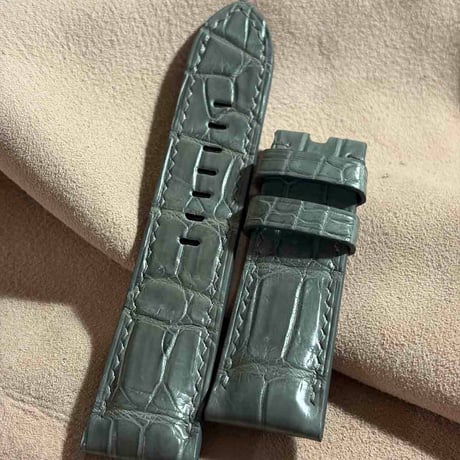 cro-1972  クロコダイル   腕時計 ベルト グレー  (ラグ幅24 mm - バックル幅 22 mm)