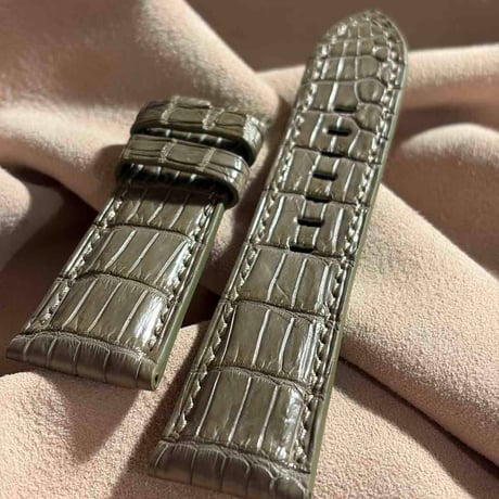 cro-1968  クロコダイル   腕時計 ベルト オリーブ  (ラグ幅26 mm - バックル幅22 mm)