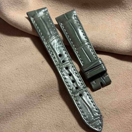 cro-2060  クロコダイル  腕時計ベルト グレー　(ラグ幅19 mm - バックル幅16 mm)