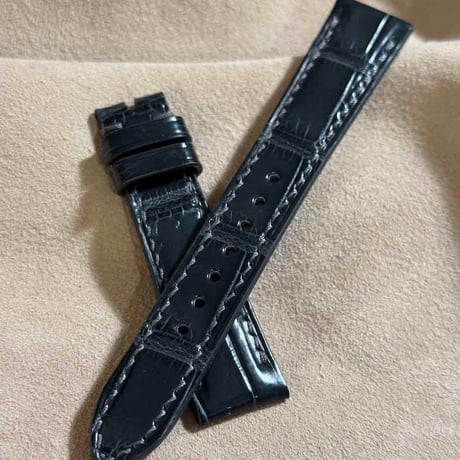 cro-1890  クロコダイル   腕時計 ベルト ダークグレー  (ラグ幅19 mm - バックル幅16 mm)
