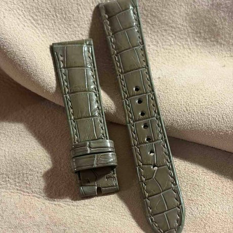 cro-1970  クロコダイル   腕時計 ベルト オリーブ  (ラグ幅19 mm - バックル幅 16 mm)
