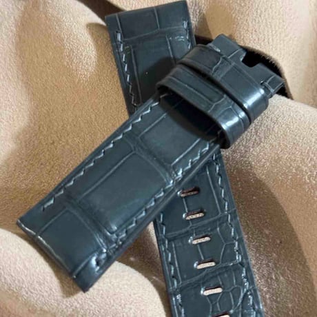 cro-1949  クロコダイル   腕時計 ベルト  ダークグレー  (ラグ幅24 mm - バックル幅22 mm)