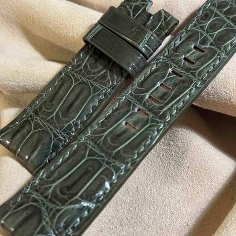 cro-1940  クロコダイル   腕時計 ベルト  グロス仕上げ オリーブ  (ラグ幅26 mm - バックル幅22 mm)