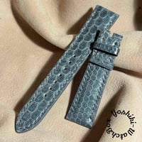 sna-116 シースネイク（ウミヘビ）腕時計ベルト グレー (ラグ幅21 mm - バックル幅18 mm)