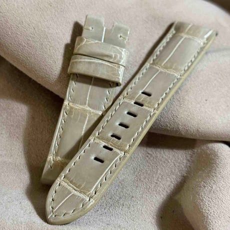 cro-1923  クロコダイル   腕時計 ベルト グロス仕上げ ベージュ  (ラグ幅22 mm - バックル幅20 mm)