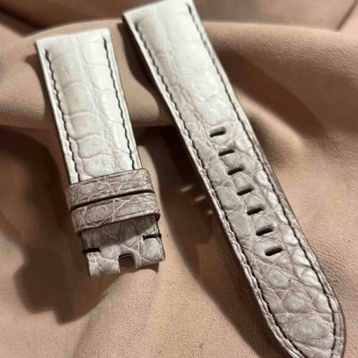 cro-1699 クロコダイル レザー 腕時計 ベルト ヒマラヤクロコ cro-1699 クロコダイル レザー 腕時計 ベルト ヒマラヤクロコ