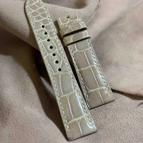 cro-1919  クロコダイル   腕時計 ベルト グロス仕上げ ベージュ  (ラグ幅21 mm - バックル幅18 mm)