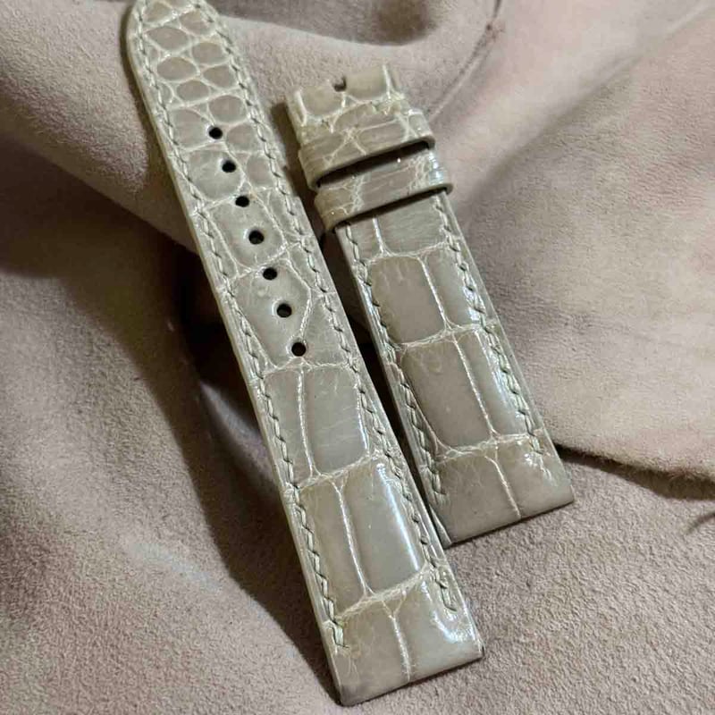 cro-1919 クロコダイル 腕時計 ベルト グロス仕上げ ベージュ (ラグ幅