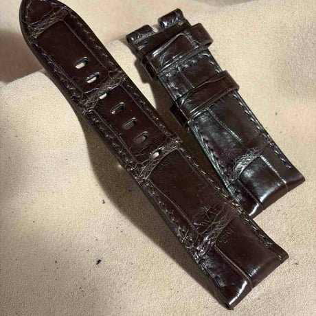 cro-2021  クロコダイル  腕時計ベルト ダークブラウン (ラグ幅26 mm - バックル幅22 mm)
