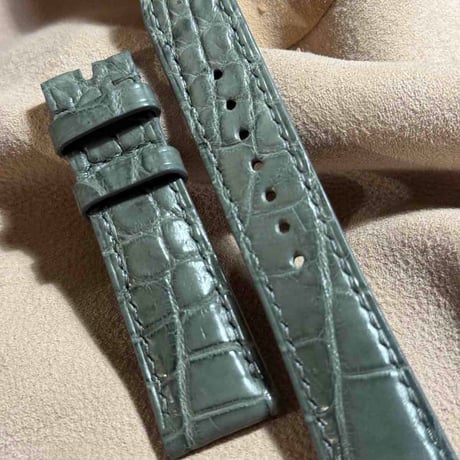 cro-1777 クロコダイル レザー 腕時計 ベルト グレー  (ラグ幅21 mm - バックル幅18 mm)