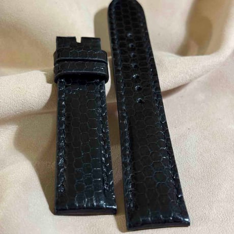 sna-152 シースネイク（ウミヘビ）腕時計ベルト ブラック (ラグ幅20mm - バックル幅18 mm)