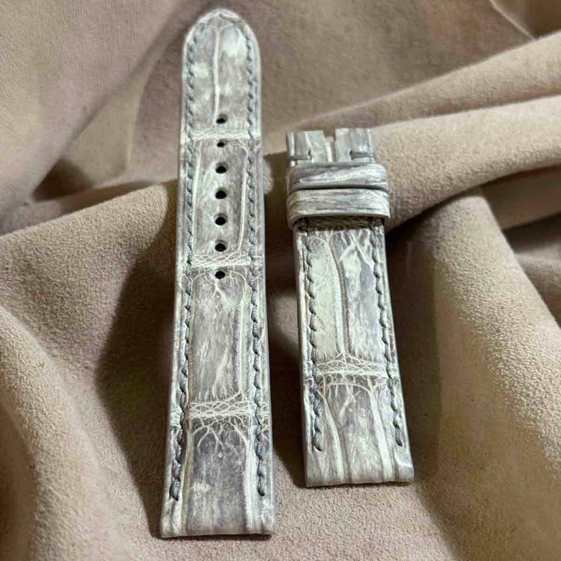 cro-1679 クロコダイル 腕時計ベルト グレー ラグ幅24 mm cro-1679 クロコダイル レザー 腕時計 ベルト グレー (ラグ幅24