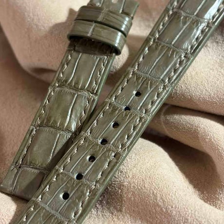 cro-2127  クロコダイル  腕時計ベルト オリーブ (ラグ幅19 mm - バックル幅16 mm)