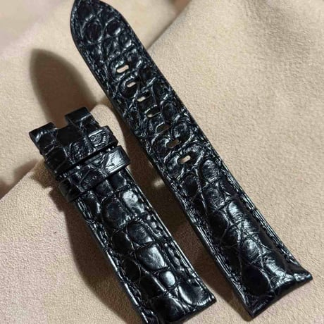 cro-1830  クロコダイル  レザー 腕時計 ベルト ブラック  (ラグ幅22 mm - バックル幅20 mm)
