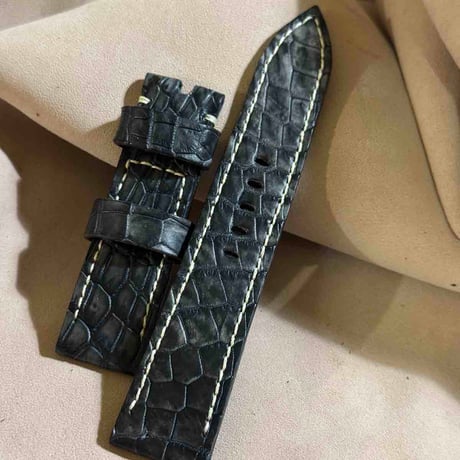 exh-41 墨染めクロコダイル 腕時計ベルト  (ラグ幅22mm - バックル幅20mm)