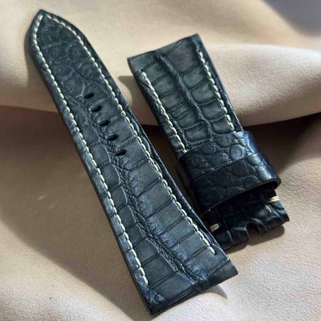 exh-39 墨染めクロコダイル 腕時計ベルト ブラック (ラグ幅26mm - バックル幅22mm)