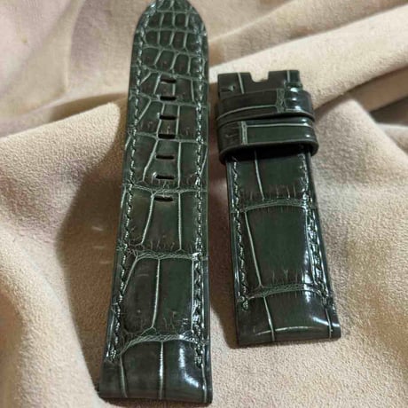 cro-1927  クロコダイル   腕時計 ベルト  グロス仕上げ オリーブ  (ラグ幅24 mm - バックル幅22 mm)