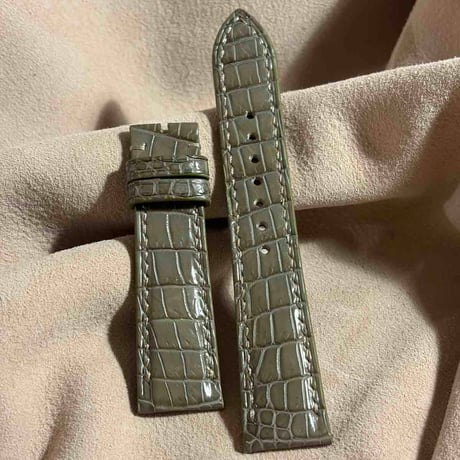 cro-2141  クロコダイル  腕時計ベルト オリーブ (ラグ幅21 mm - バックル幅18 mm)