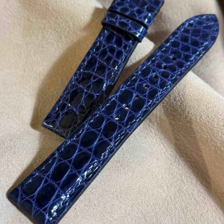 cro-1947  クロコダイル   腕時計 ベルト  グロス仕上げ ブルー  (ラグ幅21 mm - バックル幅18 mm)