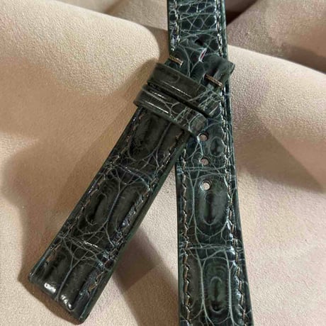cro-1844  クロコダイル グロス仕上げ レザー 腕時計 ベルト オリーブグリーン  (ラグ幅19 mm - バックル幅16 mm)