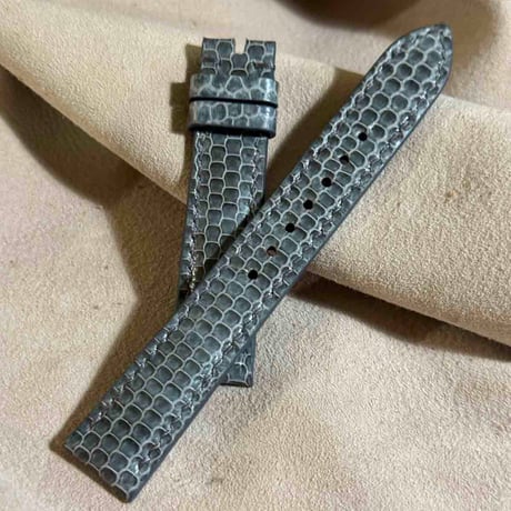 sna-156 シースネイク（ウミヘビ）腕時計ベルト グレー (ラグ幅18mm - バックル幅16 mm)