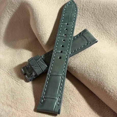 cro-1971  クロコダイル   腕時計 ベルト グレー  (ラグ幅19 mm - バックル幅 16 mm)