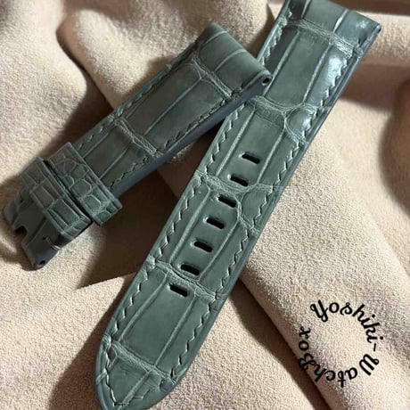 cro-1969  クロコダイル   腕時計 ベルト グレー  (ラグ幅26 mm - バックル幅22 mm)