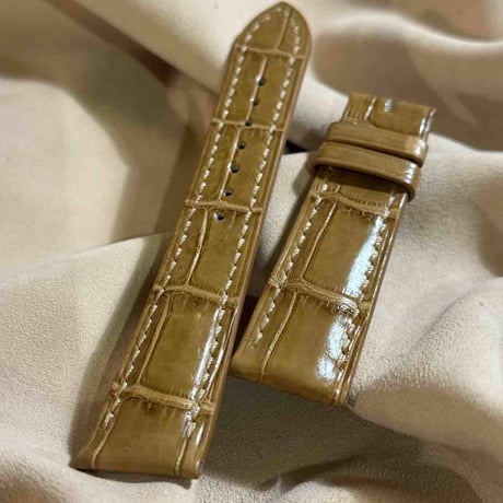 cro-1962  クロコダイル   腕時計 ベルト ライトブラウン   (ラグ幅21 mm - バックル幅18 mm)