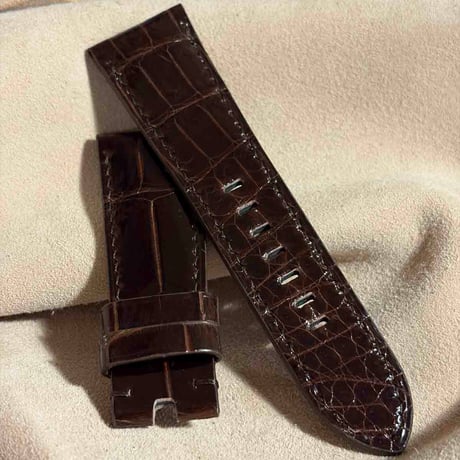cro-2002  クロコダイル グロス仕上げ  腕時計ベルト ダークブラウン (ラグ幅26 mm - バックル幅22 mm)