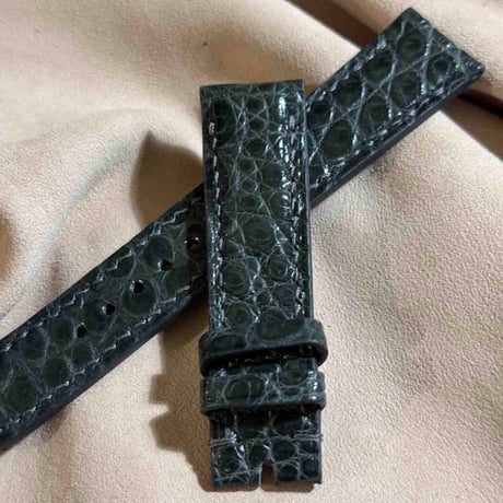 cro-1867  クロコダイル  腕時計 ベルト グレー  (ラグ幅20 mm - バックル幅18 mm)
