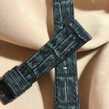 cro-2068  ヌバック クロコダイル  腕時計ベルト ブラック　(ラグ幅19 mm - バックル幅16 mm)