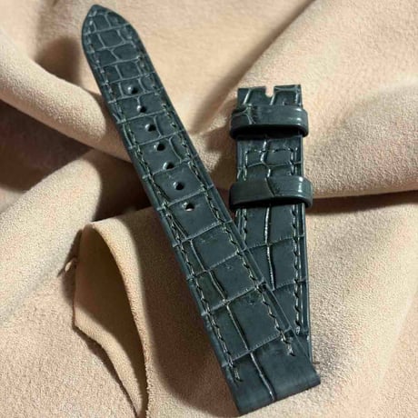 cro-2119  クロコダイル  腕時計ベルト グレー　(ラグ幅18 mm - バックル幅16 mm)
