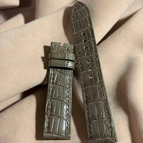 cro-1975 クロコダイル 腕時計 ベルト オリーブ (ラグ幅20 mm - バックル幅 18 mm)
