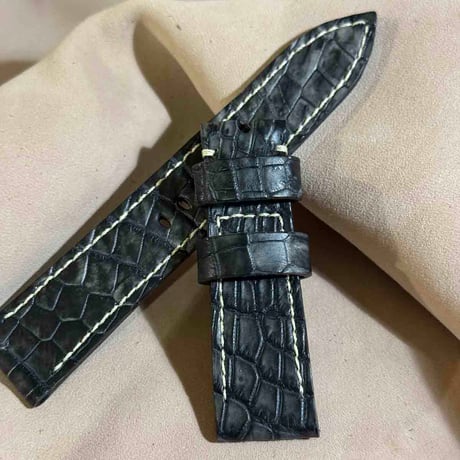 exh-41 墨染めクロコダイル 腕時計ベルト  (ラグ幅22mm - バックル幅20mm)