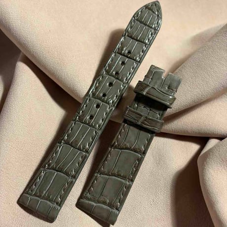 cro-2088  クロコダイル  腕時計ベルト オリーブ　(ラグ幅19 mm - バックル幅16 mm)