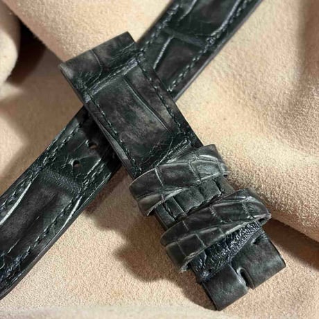 exh-61 墨染め クロコダイル 腕時計ベルト  (ラグ幅20mm - バックル幅18mm)
