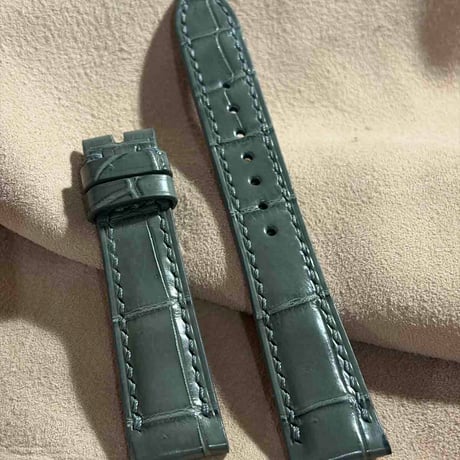 cro-1971  クロコダイル   腕時計 ベルト グレー  (ラグ幅19 mm - バックル幅 16 mm)