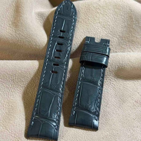 cro-1905  クロコダイル  腕時計 ベルト ダークグレー  (ラグ幅22 mm - バックル幅20 mm)