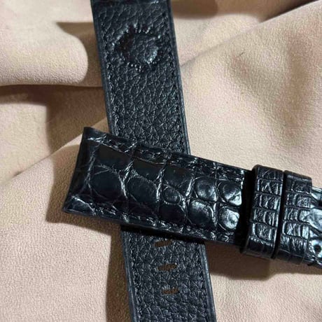 cro-1836  クロコダイル  レザー 腕時計 ベルト ブラック  (ラグ幅24 mm - バックル幅22 mm)