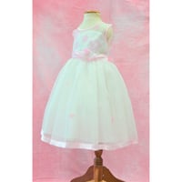 【レンタルドレス】　　　ホワイトフラワー　　　　<ドレス丈 62cm>