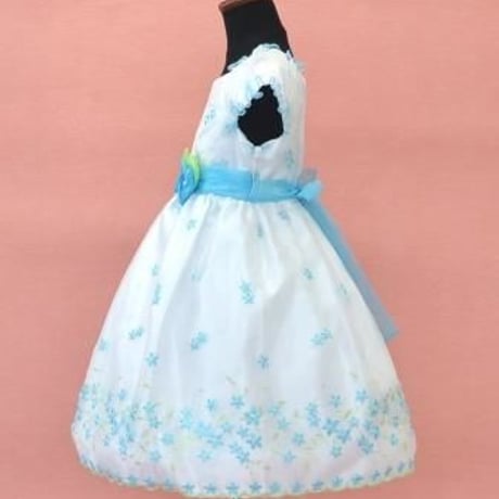【レンタルドレス】　　　水色刺繍のふんわりさん　<ドレス丈 78cm>